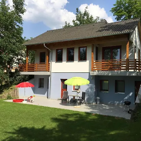 Holiday home Haus Mit Grossem Garten, Terrasse Und Balkon *
