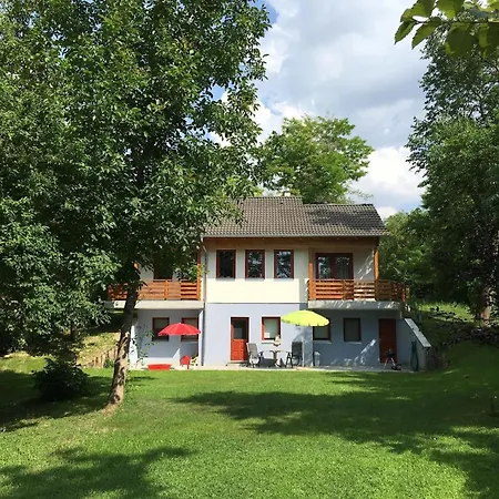 Haus Mit Grossem Garten, Terrasse Und Balkon Holiday home *